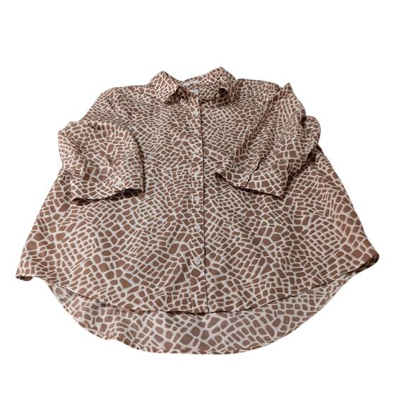 CHICO'S 3 No Iron Shirt Blouse Top 16 XL Casual Office Travel Camel Animal Print - Picture 4 of 10